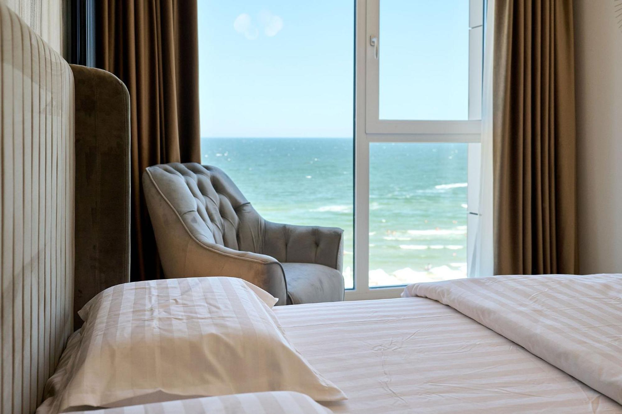 Beach Bliss Apartment In Infinity Beach Resort Parking Mamaia Exterior foto