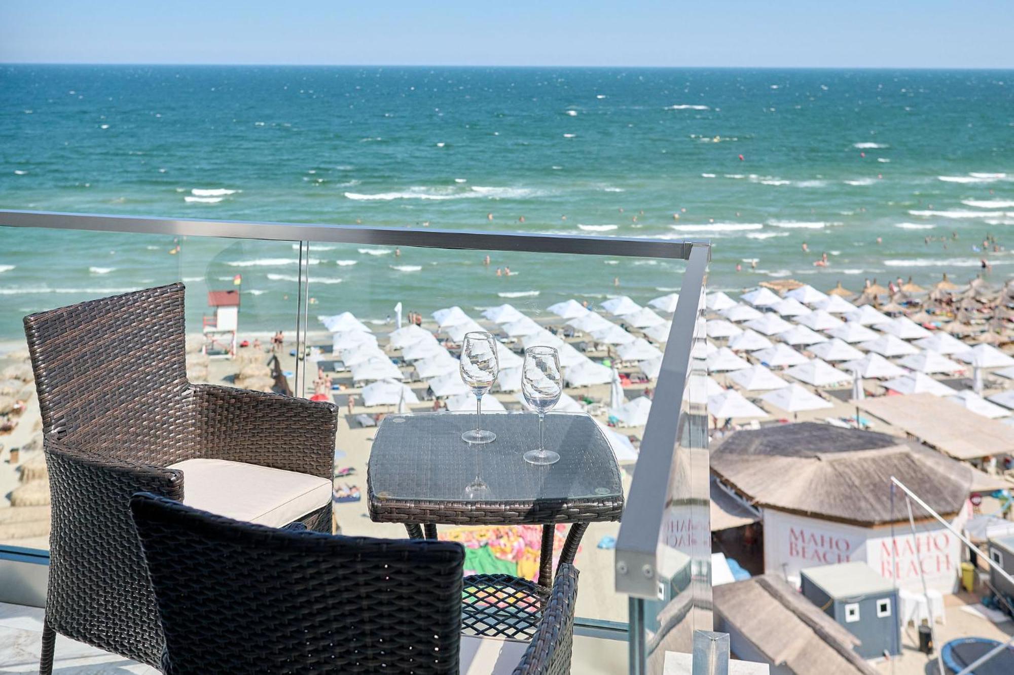 Beach Bliss Apartment In Infinity Beach Resort Parking Mamaia Exterior foto